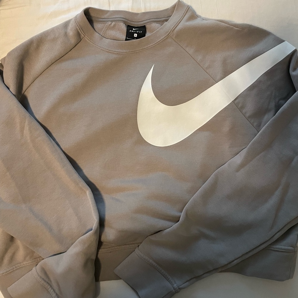 Nike cropped sweatshirt